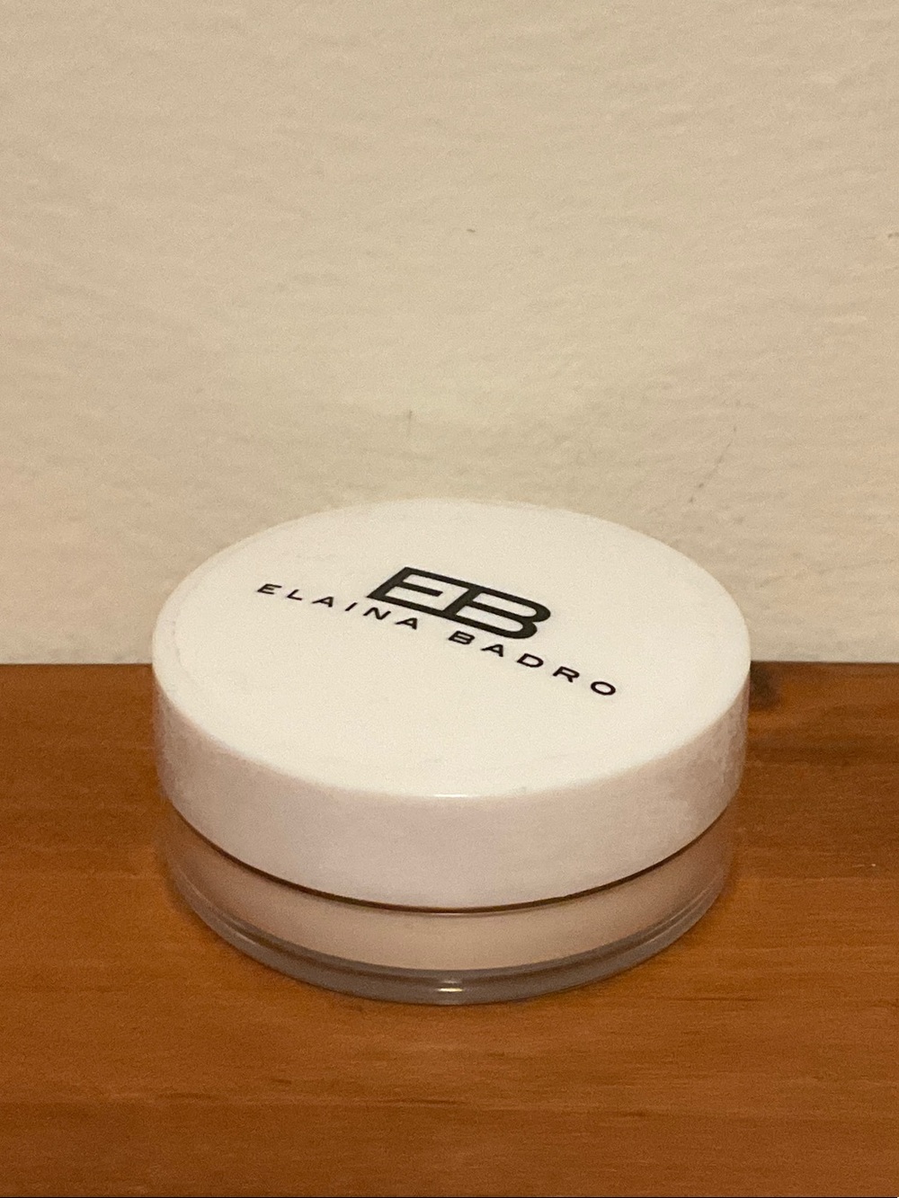 Elaina Badro Loose Powder Fair